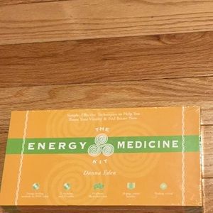 ✨ Brand new-The emergency energy kit✨